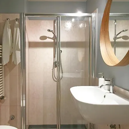 לינה וארוחת בוקר M Suiteapartment רומא