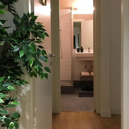 לינה וארוחת בוקר M Suiteapartment